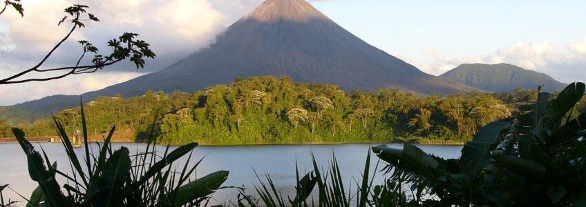 Costa Rica Volcanismos Arenal PG Travel Expeditions